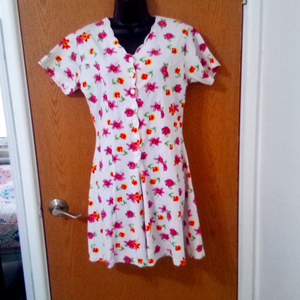 1980's Shorts Romper/Vintage mini romper floral colorful size L‎